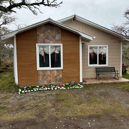 Cabanas Montes De La Patagonia 푼타아레나스 외부 사진